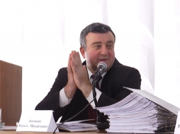 На сесії Дубенської міськради Антонюка змусили вибачитися