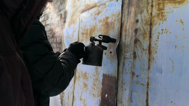 Дубенська поліція відпустила хлопця, якого підозрюють у пограбуванні гаража