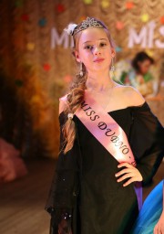Титул «Міні-міс Дубно 2016» виборола учениця ЗОШ №7