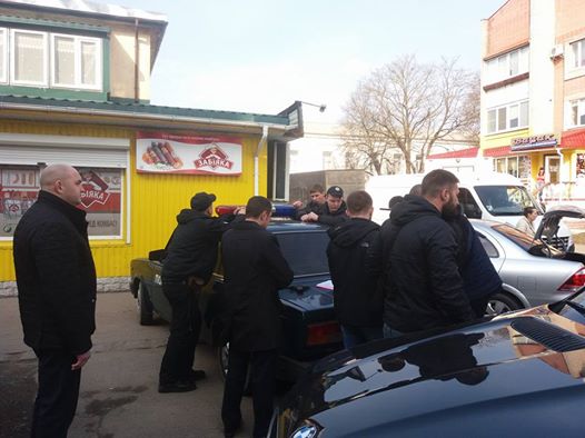 У Дубні затримали на хабарі 21-річного лейтенанта поліції