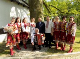 Рачинські "Кумоньки" запалювали польську публіку