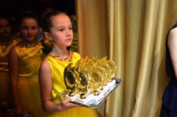 Успішним дітям району вручили "Золоте зернятко"