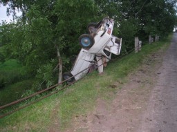 У Придорожному запорожець повис на стовпі