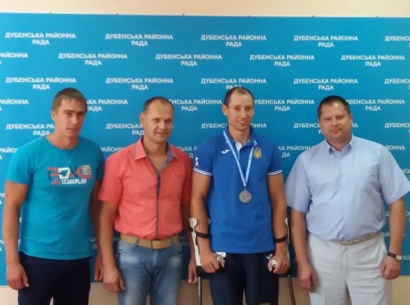 Срібний чемпіон Європи з параканое поспілкувався з журналістами