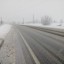 Поліцейські закликають водіїв та пішоходів бути в негоду обережними