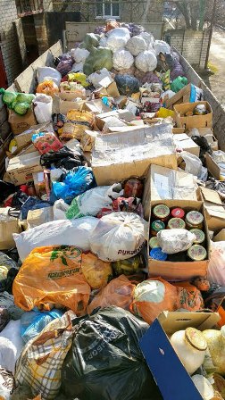 Дубенщина передала понад 10 тонн продуктів харчування для бійців в зоні АТО