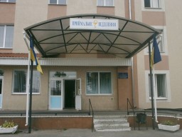 Працівники Дубенської ЦРЛ отримають до свята зарплату
