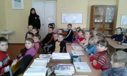 Дітям нагадали правила безпечної поведінки на дорозі