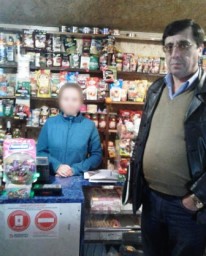 Продавцям нагадали, кому можна продавати алкоголь та тютюн, а кому - ні