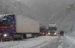 Рятувальники застерігають про складні погодні умови