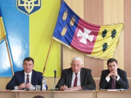 Дубенська районна влада закликає область допомогти вирішити проблему з фінансуванням ЦРЛ