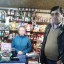 Продавцям нагадали, кому можна продавати алкоголь та тютюн, а кому - ні