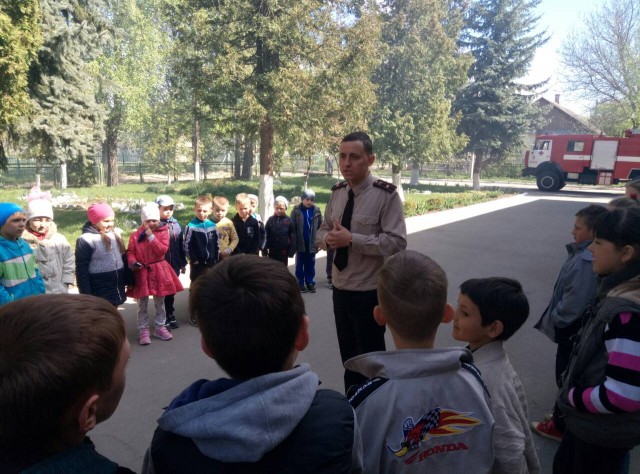Дубенські рятувальники організували для школярів Тиждень знань з основ безпеки життєдіяльності