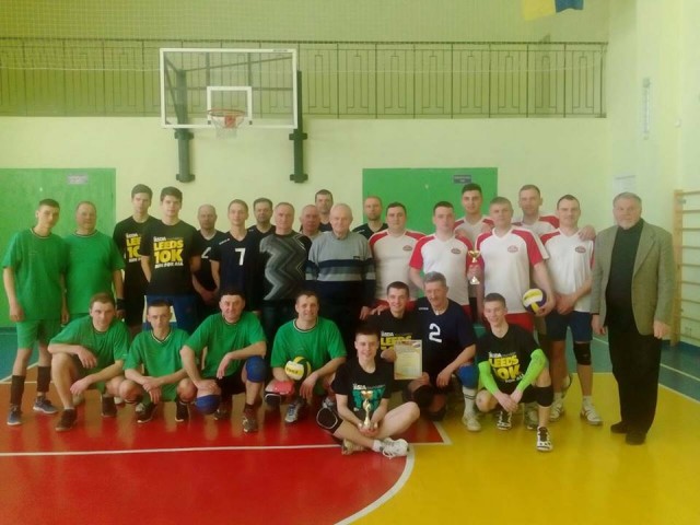 У Дубні відбувся турнір з волейболу серед чоловіків