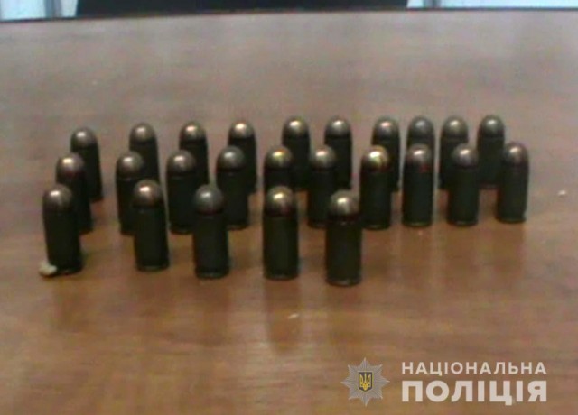 У дубенчанина поліція вилучила 25 патронів